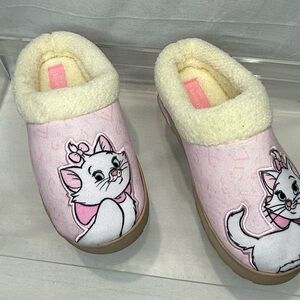 Disney Aristocats Pink and Cream Slippers
